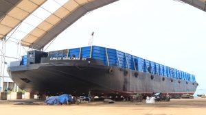 Kapal Barge: Pengertian, Jenis, Fungsi, dan Perannya