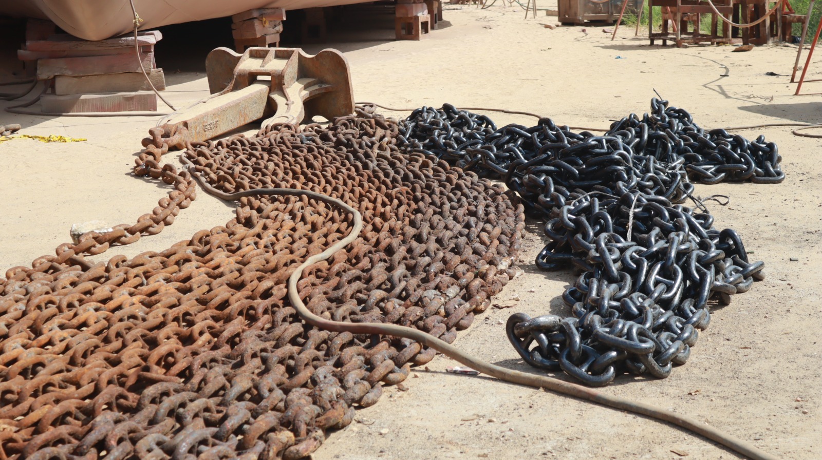 rantai jangkar kapal