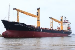 Perbaikan Kapal Kontainer: Proses Docking & Ship Repair